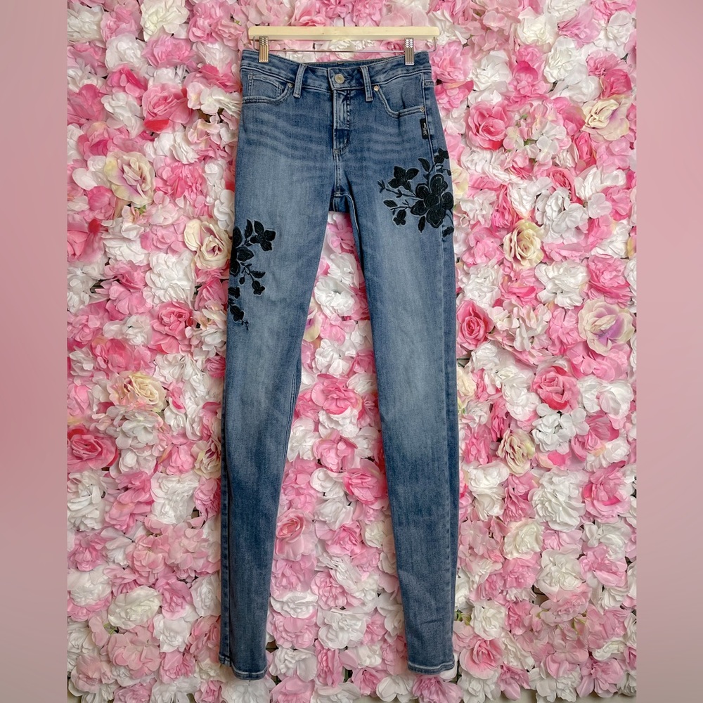 Silver Jeans Avery Skinny Floral Embroidered Sz 27